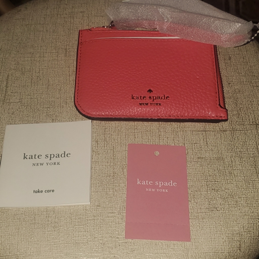 Brand new Kate Spade key chain wrestlet